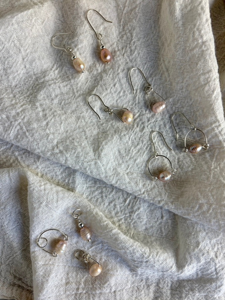 Mauve Me Arc Pendent