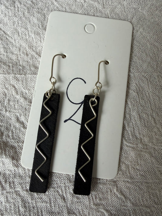 Bar Embellished Zig Dangle Earrings