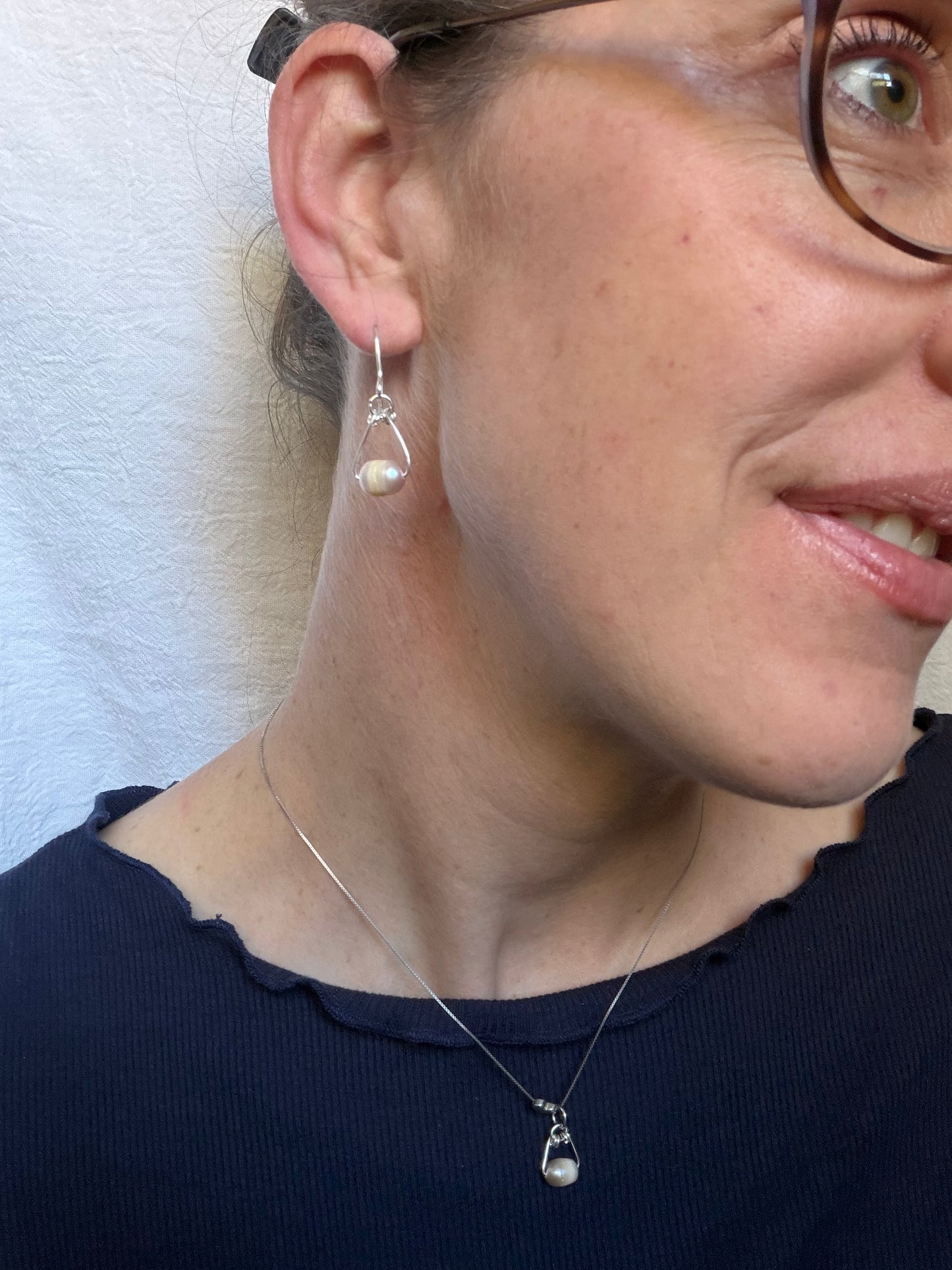 Mauve Me Triangle Earrings