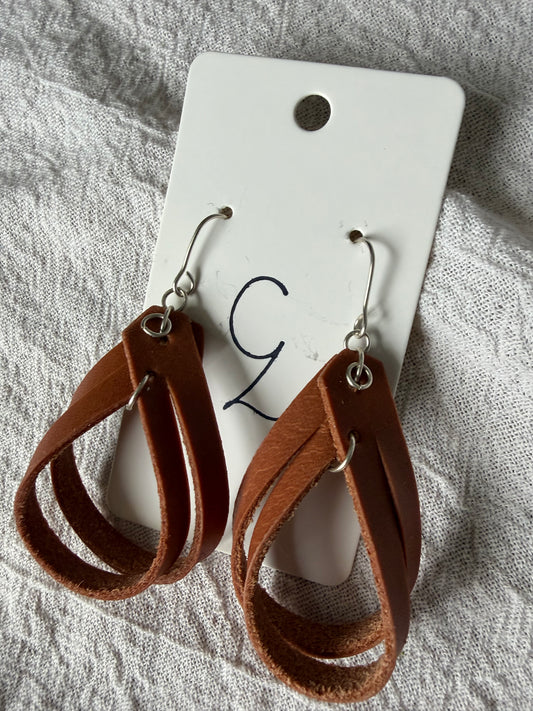 Split Loop Dangle Leather Earring Brown