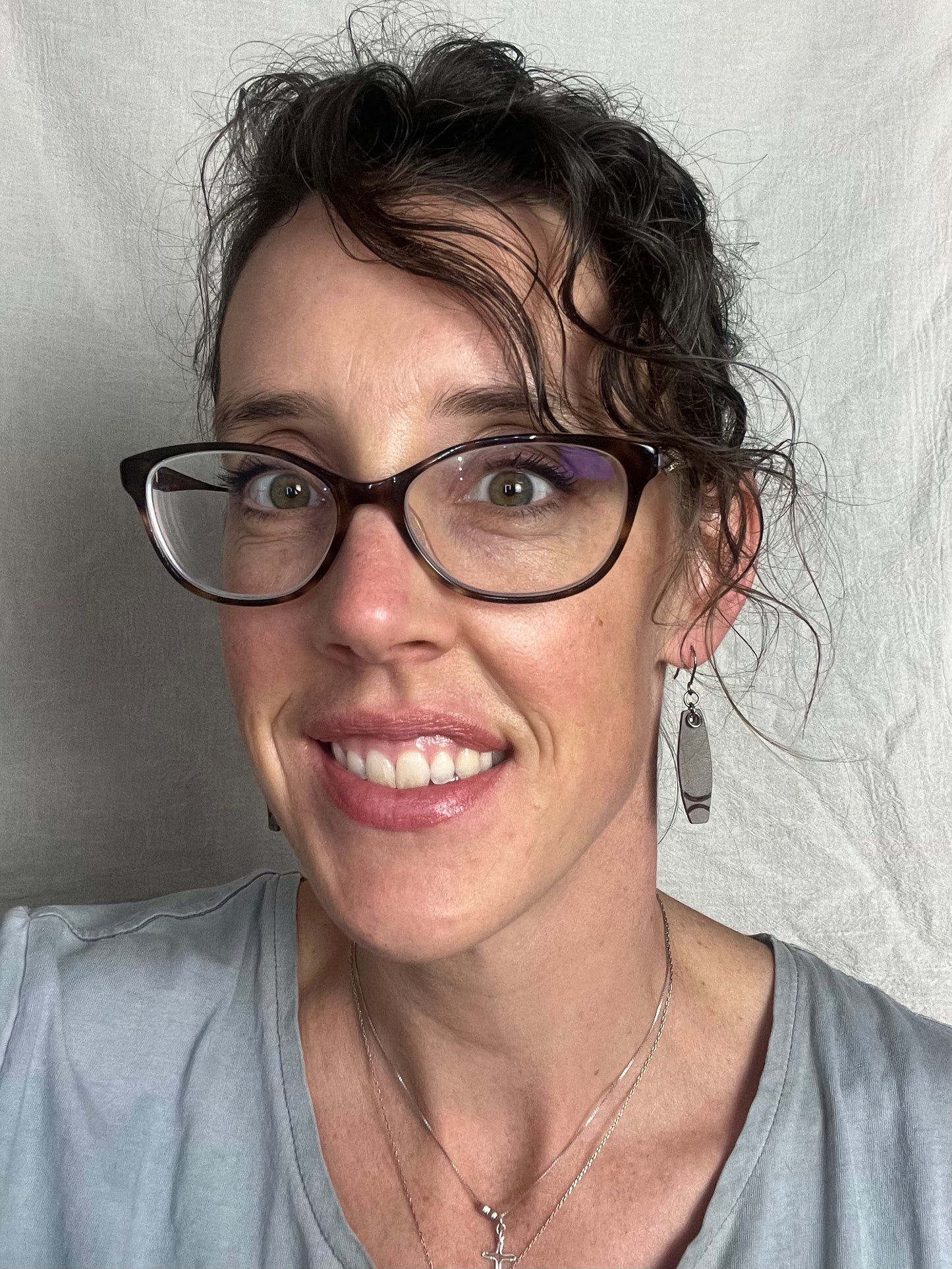 Brown Narrowed bar With burned double arch