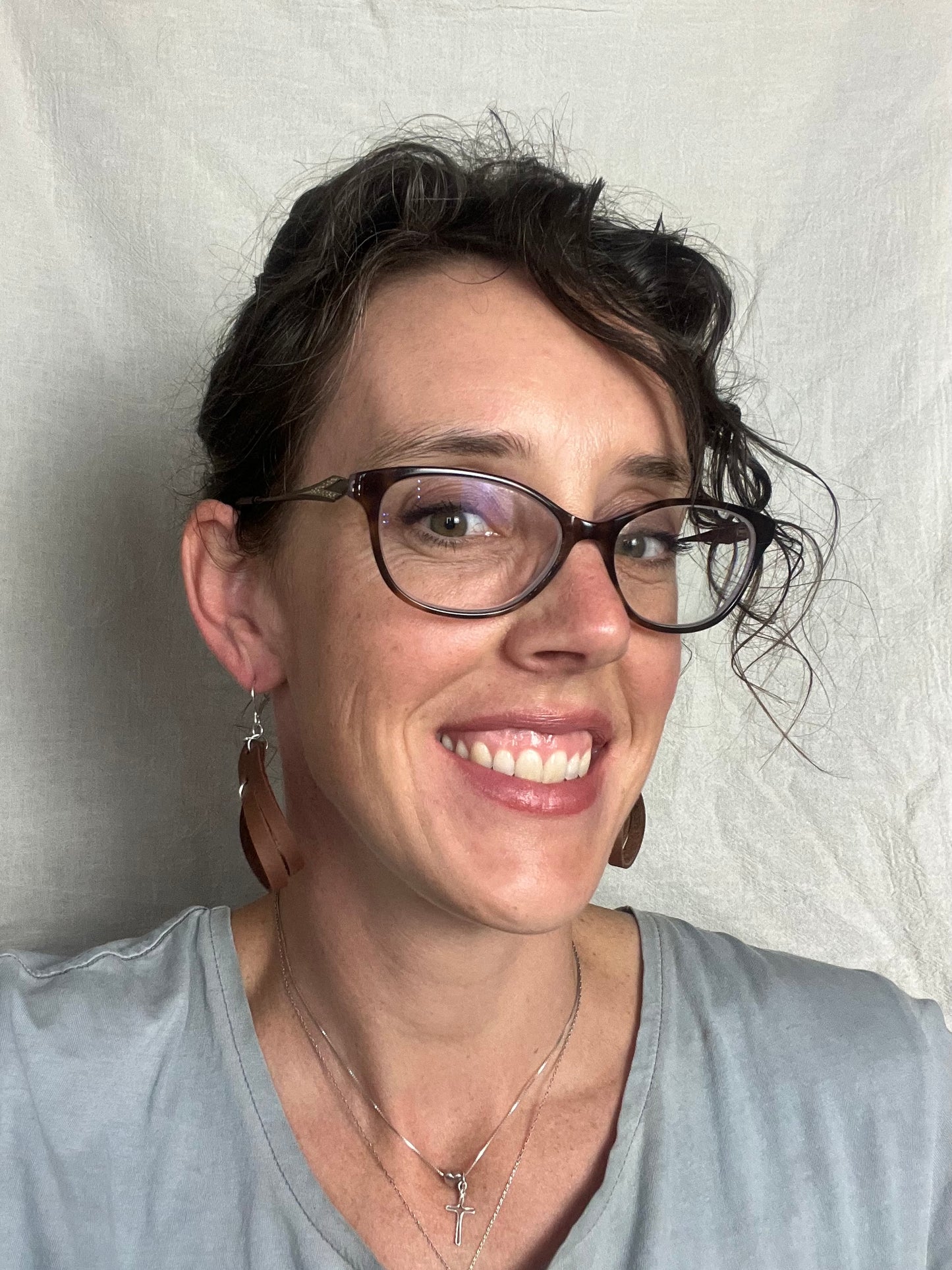 Split Loop Dangle Leather Earring Black