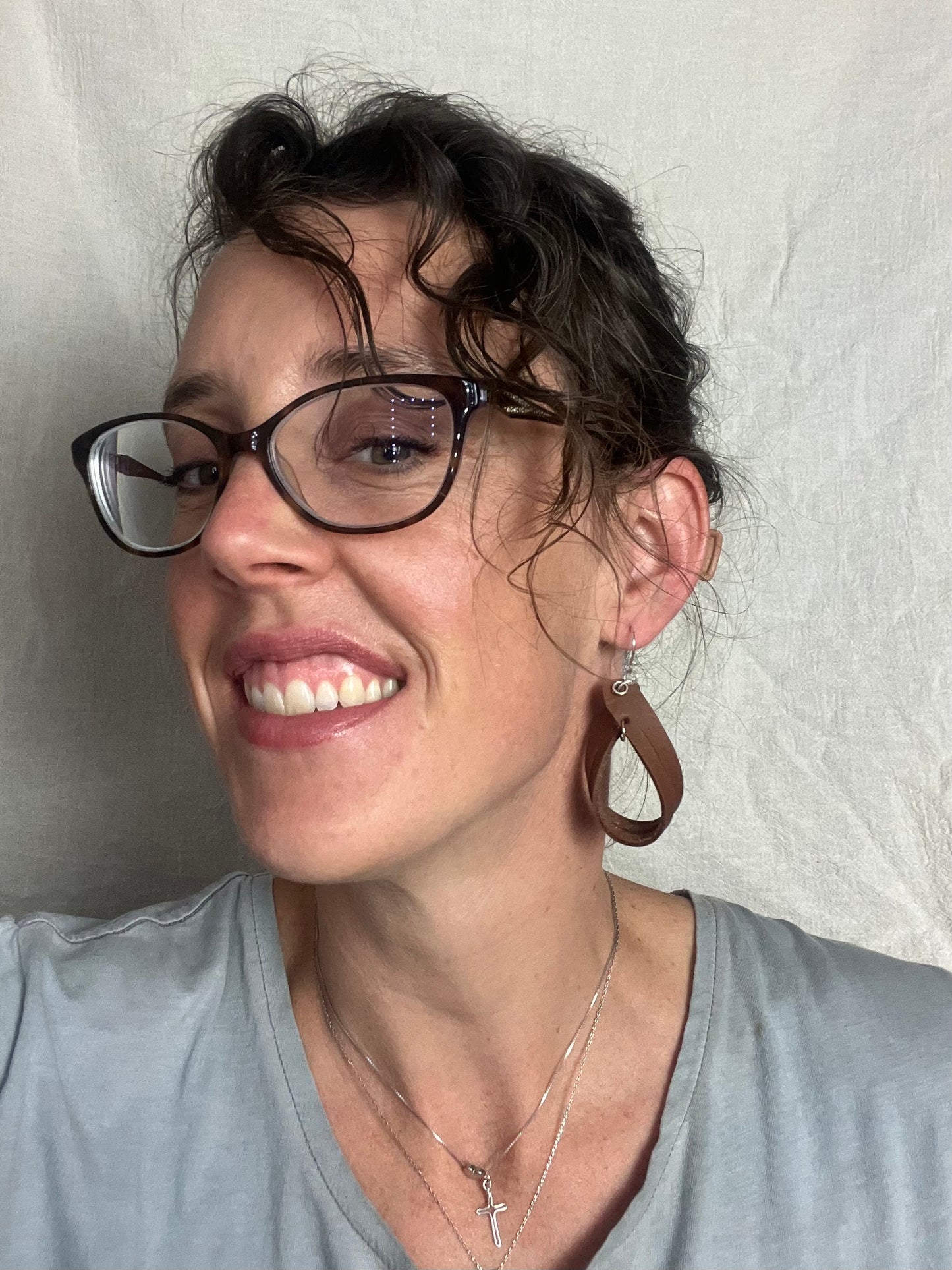 Split Loop Dangle Leather Earring Brown