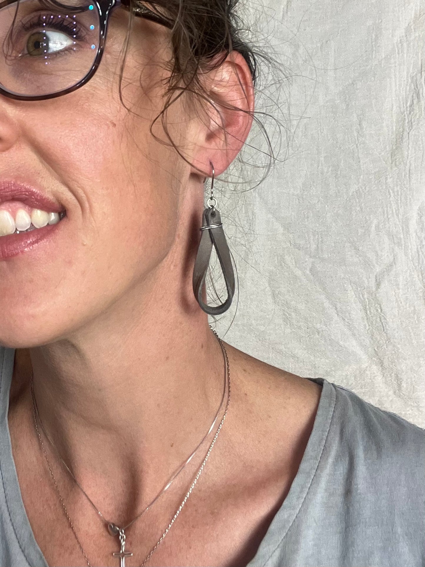 Black Thin Twisted Loop Leather Dangle Earring