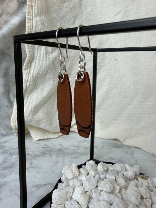 Brown Narrowed bar With burned double arch