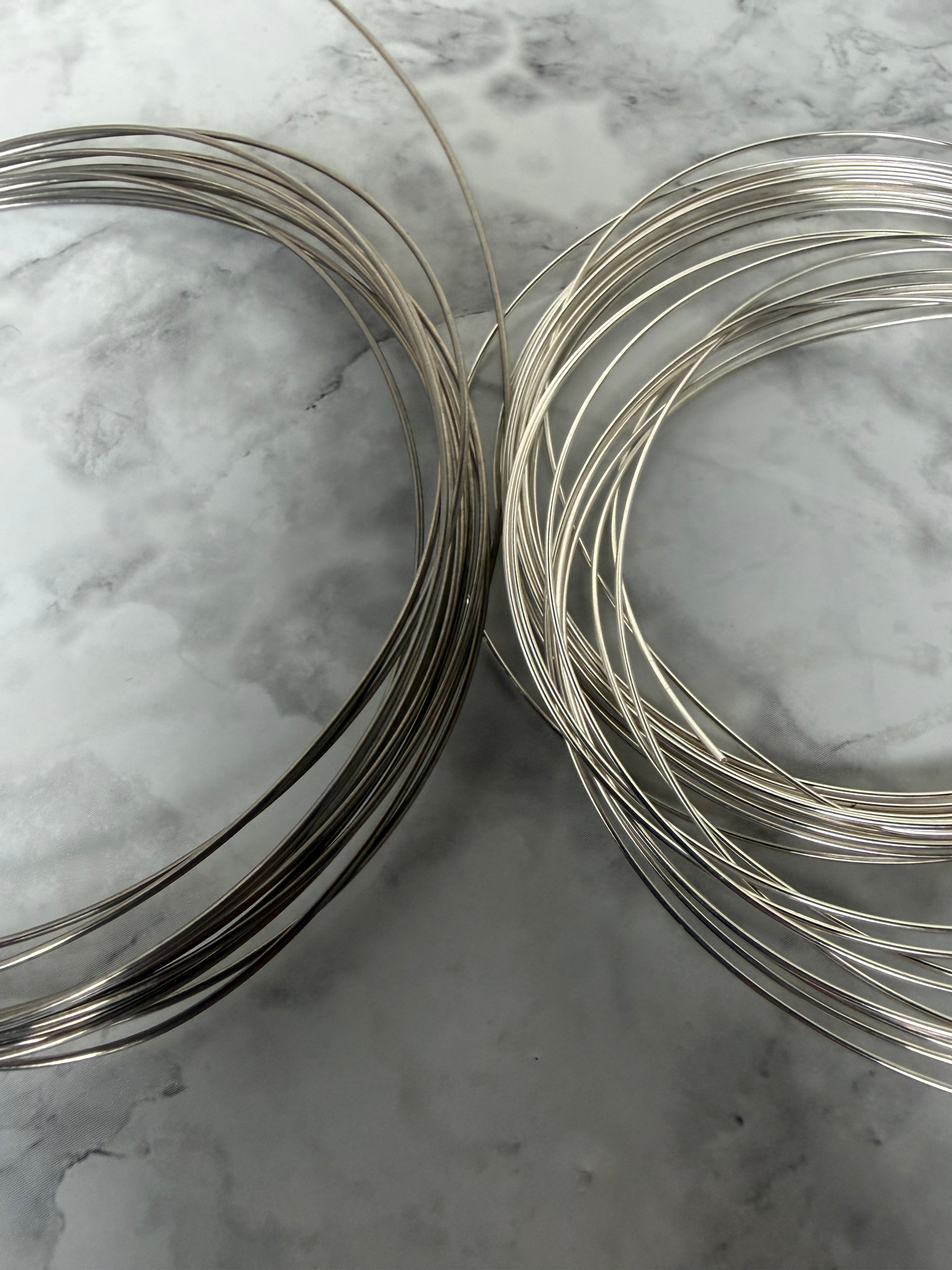 Brown Oval sway Earring