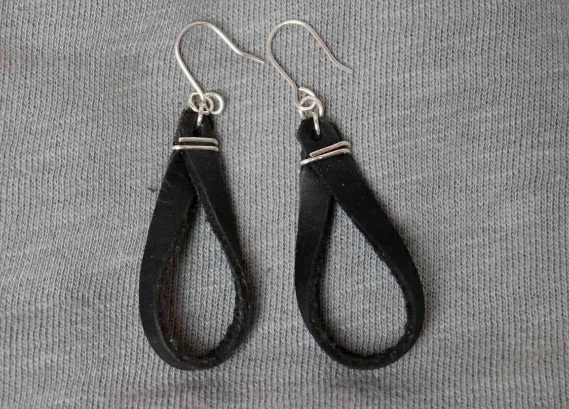 Black Thin Twisted Loop Leather Dangle Earring