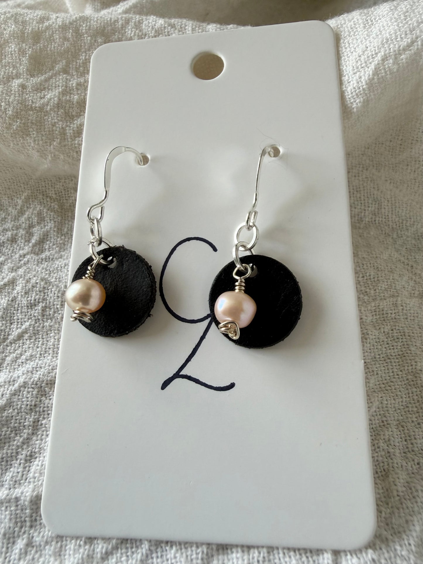 A Pearl Circle